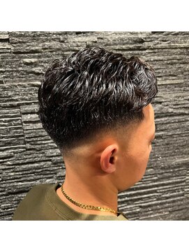 プレミアムバーバー 目黒店(PREMIUM BARBER produce by HIRO GINZA) フェード
