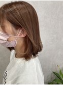 イヤリングカラー×ピンクベージュ