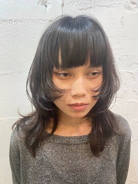 エム(EM) 韓国風レイヤーカットウルフカット前髪カットアッシュブラウン