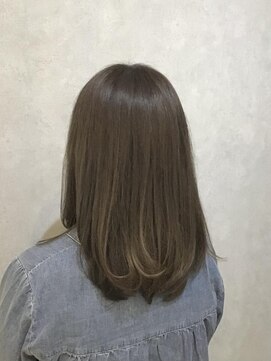 ウィスプ 赤羽店(wisp) グレージュブラウン