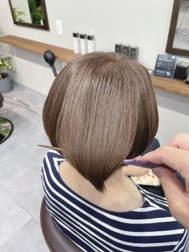 ルーム(ROOM) ハイトーングレーカラー×髪質改善メテオカラー