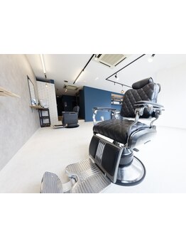 完全個室のマンツーマンサロン。周りを気にせず、ゆったりとした時間を過ごせる、至福のサロンタイムを。