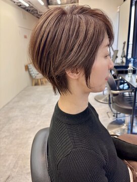 バッカ 横浜桜木町店(BACCA) ショート　くびれ　ショートボブ　ハイライト　白髪ばかし