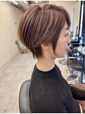 ショート くびれ ショートボブ ハイライト 白髪ばかし
