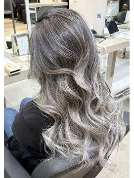 リア 近鉄八尾店(Lia) バレイヤージュ☆