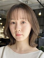 リム(Rim)&nbsp;ミディアムレイヤースタイル