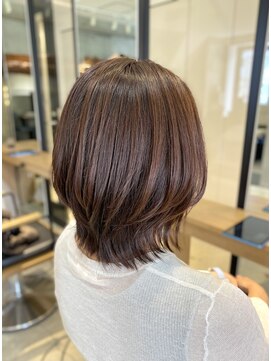 ニーイチイチ(211) レイヤーボブ/小顔/クラゲヘアー