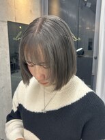 ロエ(LOE)&nbsp;ワンブリーチでグレージュ！