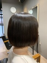 カーム(calm)&nbsp;ツヤ感ミニボブ