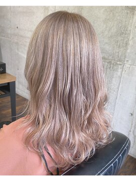 ガルボ ヘアー(garbo hair) #ミルクティーカラー#ハイトーン#ケアブリーチ#下村スタイル