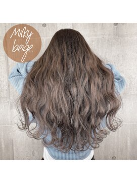 シュプバイトゥーミー(sup.by tomee) ミルキーベージュ【担当 末吉】