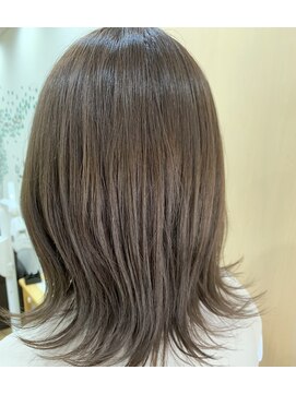 プリモ ビューティーアンドリラックス(Primo Beauty&Relax) 外ハネヘア