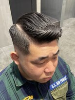 エフエム 明大前(FM)&nbsp;バーバー　ツーブロック/ツイスパ/ビジネス/センターパート