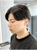 センターパート縮毛矯正マッシュ刈り上げ毛流れツーブロック