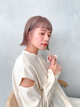 ノイカーム(noi Calm) ミルクティーグレージュ×切りっぱなしボブ