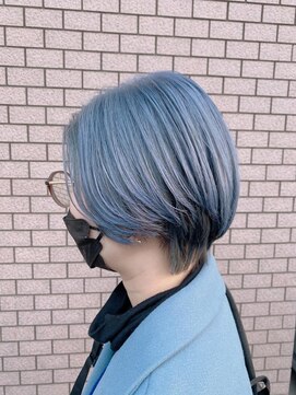 リア(Lia by KENJE) Lia&岡本拓朗 鮮やかなブルーカラー!