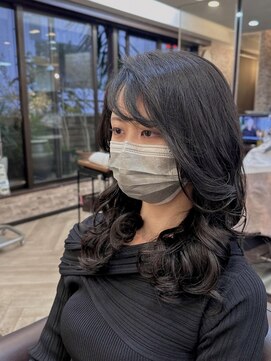 キャラ 池袋本店(CHARA) 正面も可愛いコテ巻き風パーマ♪【貴也/キャラ池袋/韓国パーマ】