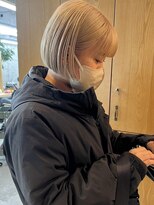 カフネ ジュントス ヨロ(Cafune' juntos YOLO)&nbsp;ハイトーン/ベージュ/ブリーチ/ボブ