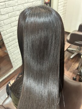 レコジョ(Recojo) (ツヤツヤサラサラストレートスタイル)Hide