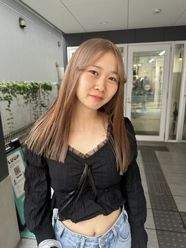 ジルバイジゼル(JILL by GiseL) aハイトーンホワイトミルクティーピンクケアブリーチ福岡天神