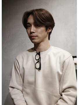 ノン(N.O.N.) 毛流れセンターパート