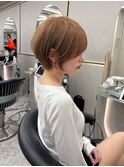 ホワイトグレージュ/ミニウルフ/デジタルパーマ/丸型/顔まわり