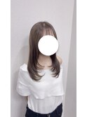 艶ストレートロング × 顔まわりレイヤー