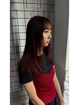 ウム(UMM) ボルドーカラー＋レイヤーカット