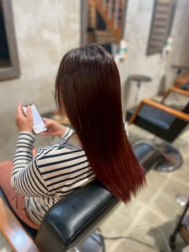 クレエ ヘアー デザイン(creer hair design) 大人可愛い深みレッドグラデーション×ストレートロングヘア