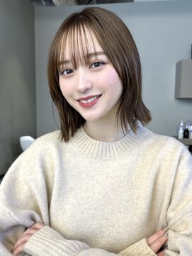トリッカ シブヤ(TRICCA SHIBUYA) 大人ボブ渋谷レイヤーカットミディアムボブベージュイメチェン