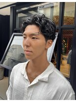 ジリ(JILI)&nbsp;【JILI】ラルフカール  メンズショート　パーマ ◎上辻