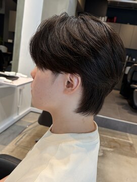 メンズロム(Men's LOM) センターパート×フェザーパーマ