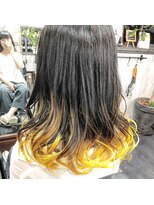 モノ アンド イニ(Mono & inni) 【奈良/inni hair】inni gradation vivid yellow