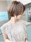 耳掛けショート/大人可愛い/ショートボブ/ハンサムショート/江角