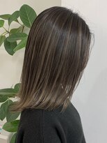 エリマ 調布(elima)&nbsp;大人かわいい3Dハイライト　外ハネボブイルミナカラーアッシュ