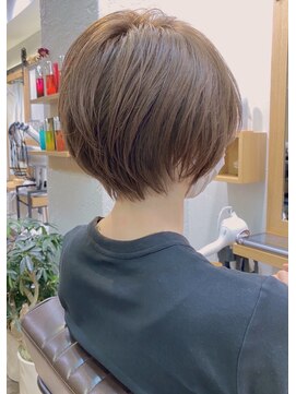 アヴァロン(AVALON) 〈30代40代〉絶壁解消×丸み×大人ショート【mag佐藤】