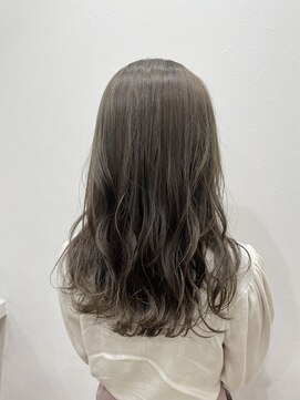 アクルヘアーバイテソロ(AKUR hair by tesoro) オリーブグレージュ