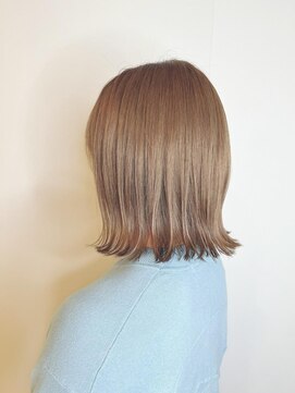 ブロッサム ひばりヶ丘(Blossom) 30代40代大人可愛い小顔ショートカット外ハネボブハイライト