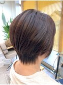 ショートボブ