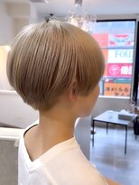 アンダーバーホワイト 広島 本通店(_WHITE)&nbsp;ホワイトベージュ