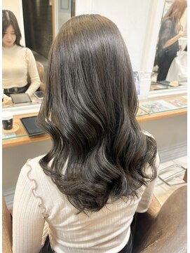 ネオリーブアイム 横浜西口店(Neolive aim) 透明感カーキグレージュ【横浜】nana