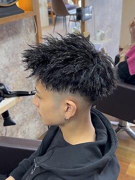 イエローコーン 金沢文庫店(YELLOW CORN) スキンフェード×ツイストパーマ