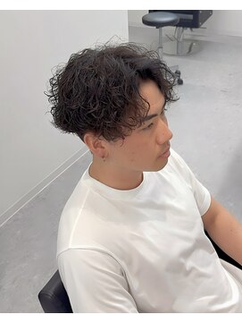 ブライト(BRIGHT) センターパート無造作パーマくせ毛風パーマ