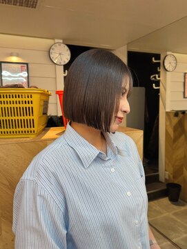 シビバイレボ(CIBI by revo) 地毛風カラー/切りっぱなしボブ/ショートボブ[船橋]