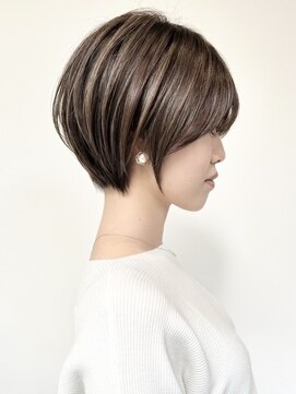 ジルブラン(JIL BLAN) ハイライトバレイヤージュダブルカラーショートカット30代40代