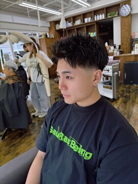 ブレーメン(BREMEN) 短髪テーパーフェード