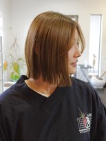 ディッセンバー 伊勢崎(December) 切りっぱなしボブ/ミニボブ/似合わせカット/ヘーゼルベージュ