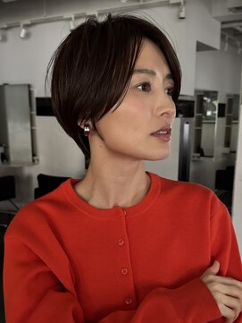 アビー(ABBEY) ショートショートボブショートヘア大人ショート耳掛けショート