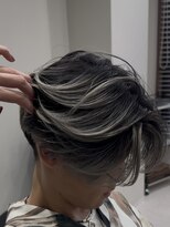 コスモス 町田(COSMOS)&nbsp;シルバーメンズバレイヤージュ×センターパート町田美容室