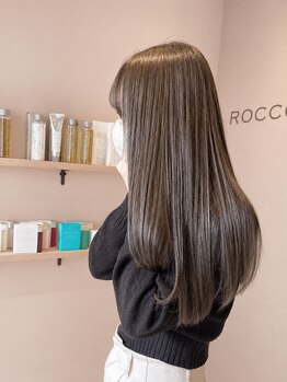 ロッコイースト(ROCCO east)の写真/【ROCCO east】《髪質改善カラー》《水素トリートメント》で、誰もが見惚れるうる艶髪へ―。